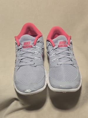 Nike Free 5.0 Womens 7.5 Athletic Running Sneaker Grey Pink Lace-Up Shoes - Thumbnail 5