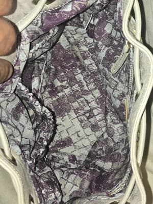 ELLIOTT LUCCA WOVEN LEATHER GRAY SHOULDER OR BUCKET BAG. EASY CLOSE DRAW STRINGS - Thumbnail 9