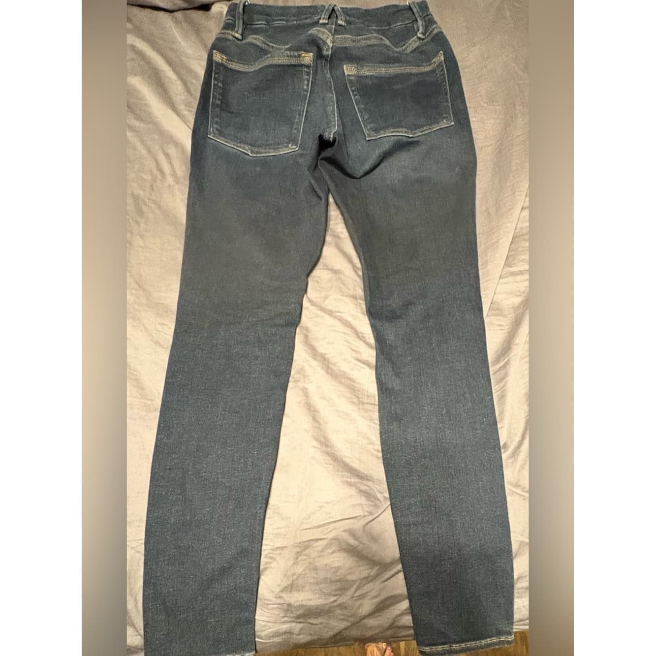 Good American Always Fits Good Legs Straight Distressed Jeans size 6-12 - Thumbnail 2