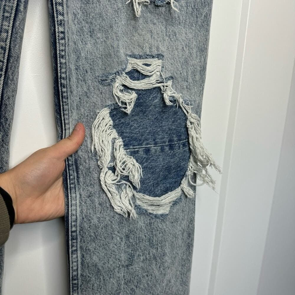 Free People Light Wash Distressed Straight Leg Jeans - Thumbnail 7