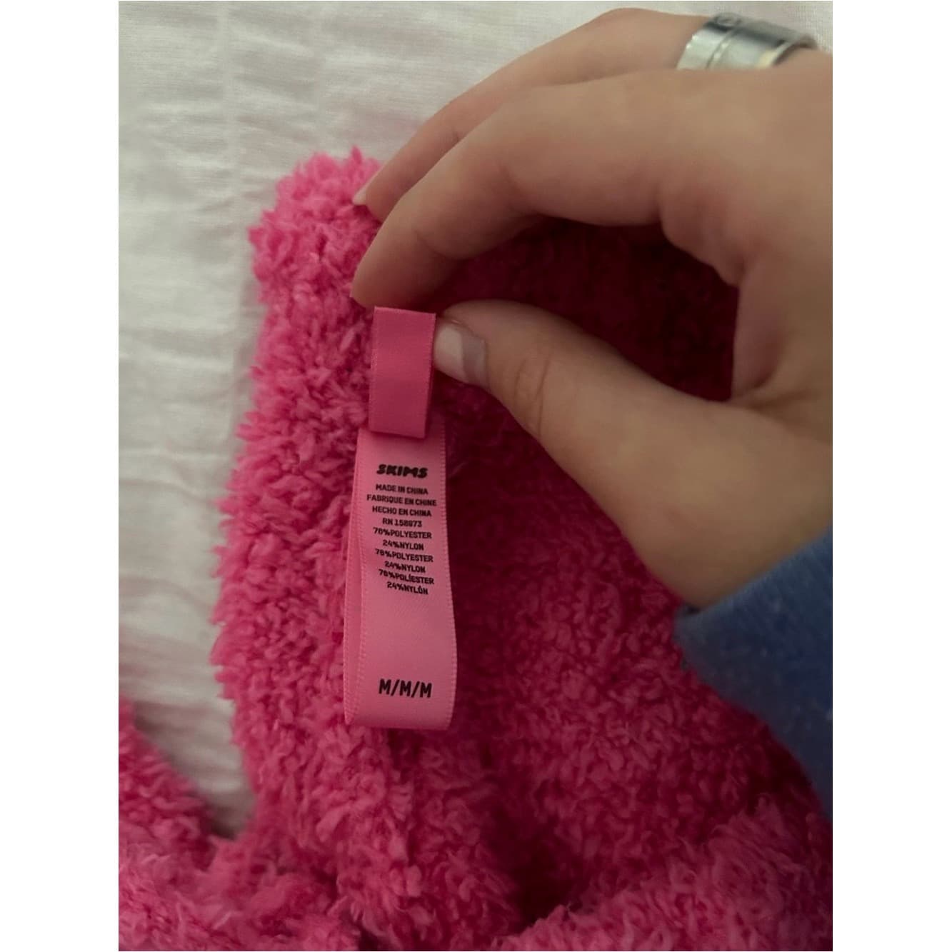 SKIMS Fuzzy Pink Limited Edition Joggers - Thumbnail 2