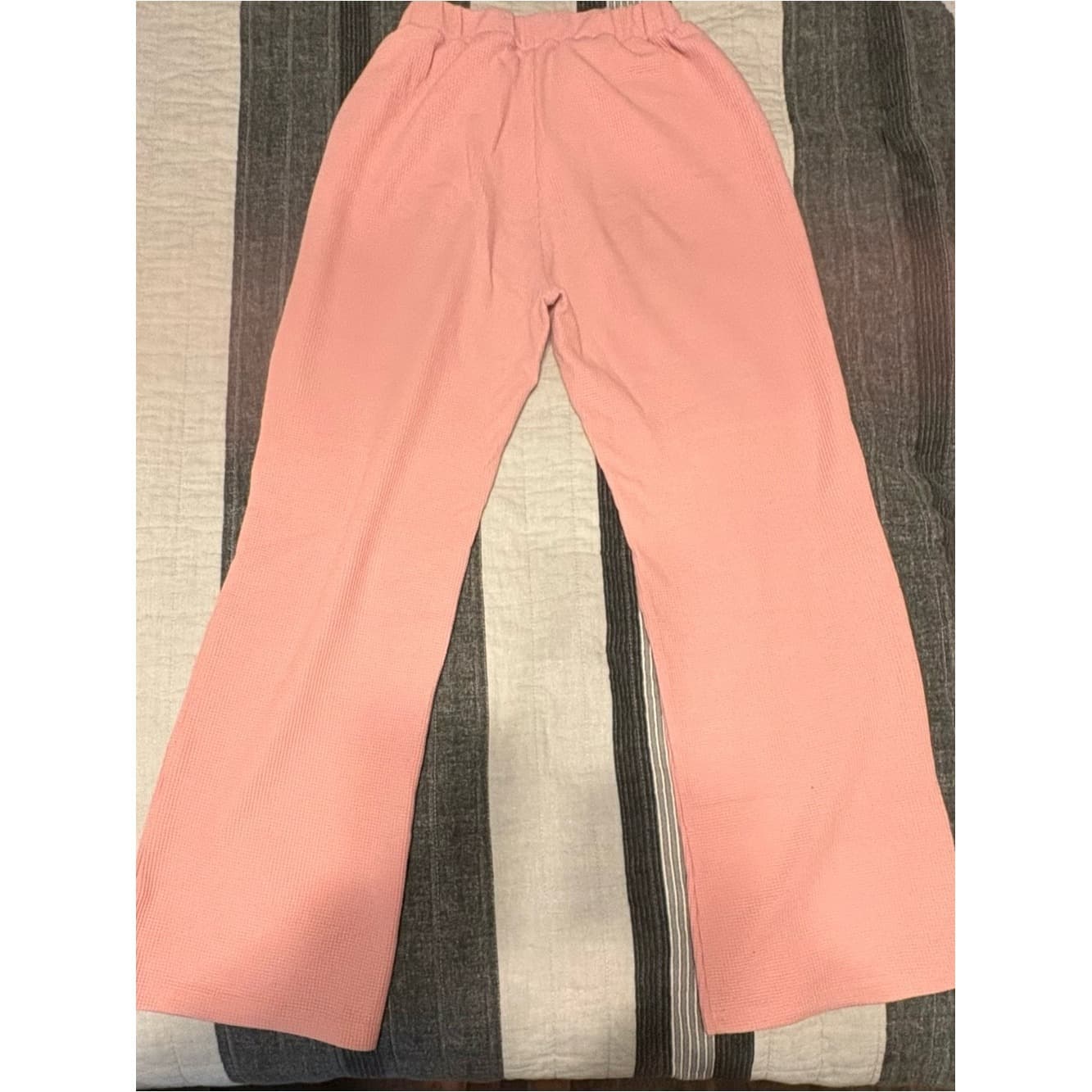 Comfrt Waffle Lounge Pants in Baby Pink - Thumbnail 3
