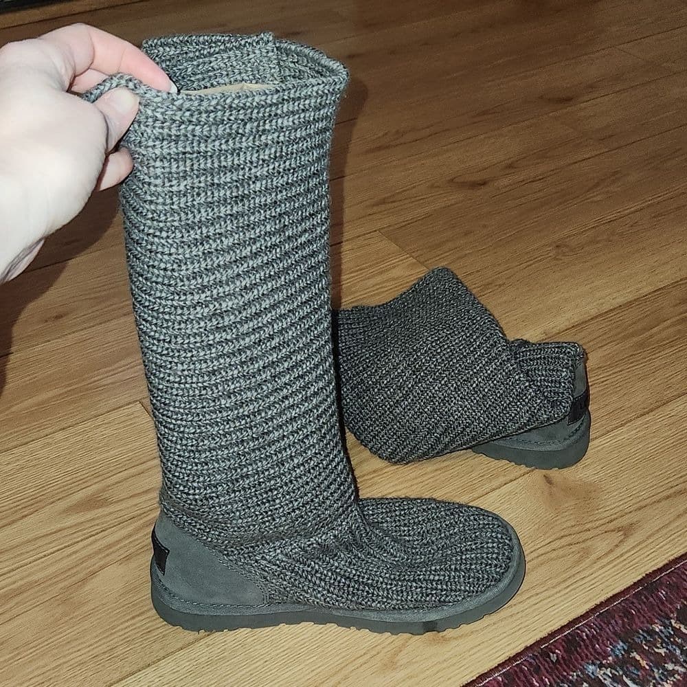 UGG Gray Knit Button Tall Cardy Boot - Thumbnail 4