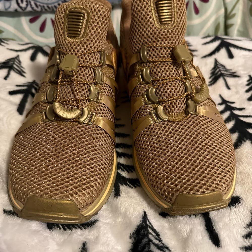 Nike Shox Gravity Metallic Gold Women's Athletic Shoes - Thumbnail 4