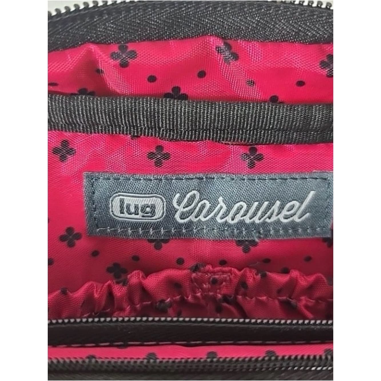 Lug Carousel Quilted Crossbody Bag in Pink Camo - Thumbnail 3