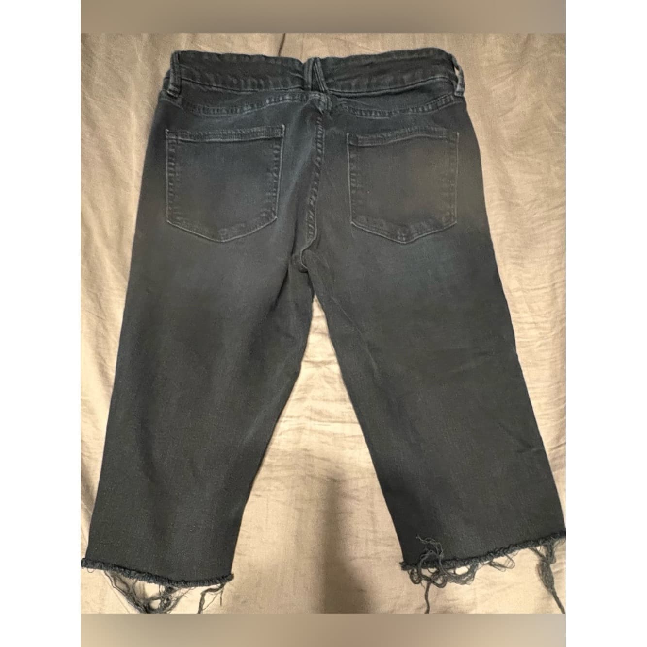 Good American Good Legs Distressed Cut Off Bermuda Shorts in Black - Thumbnail 2