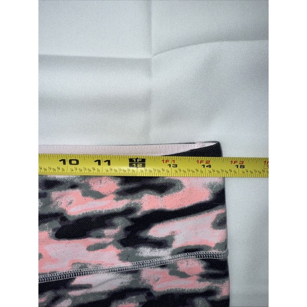 Lululemon Pink Black Gray Camo Leggings - Thumbnail 6
