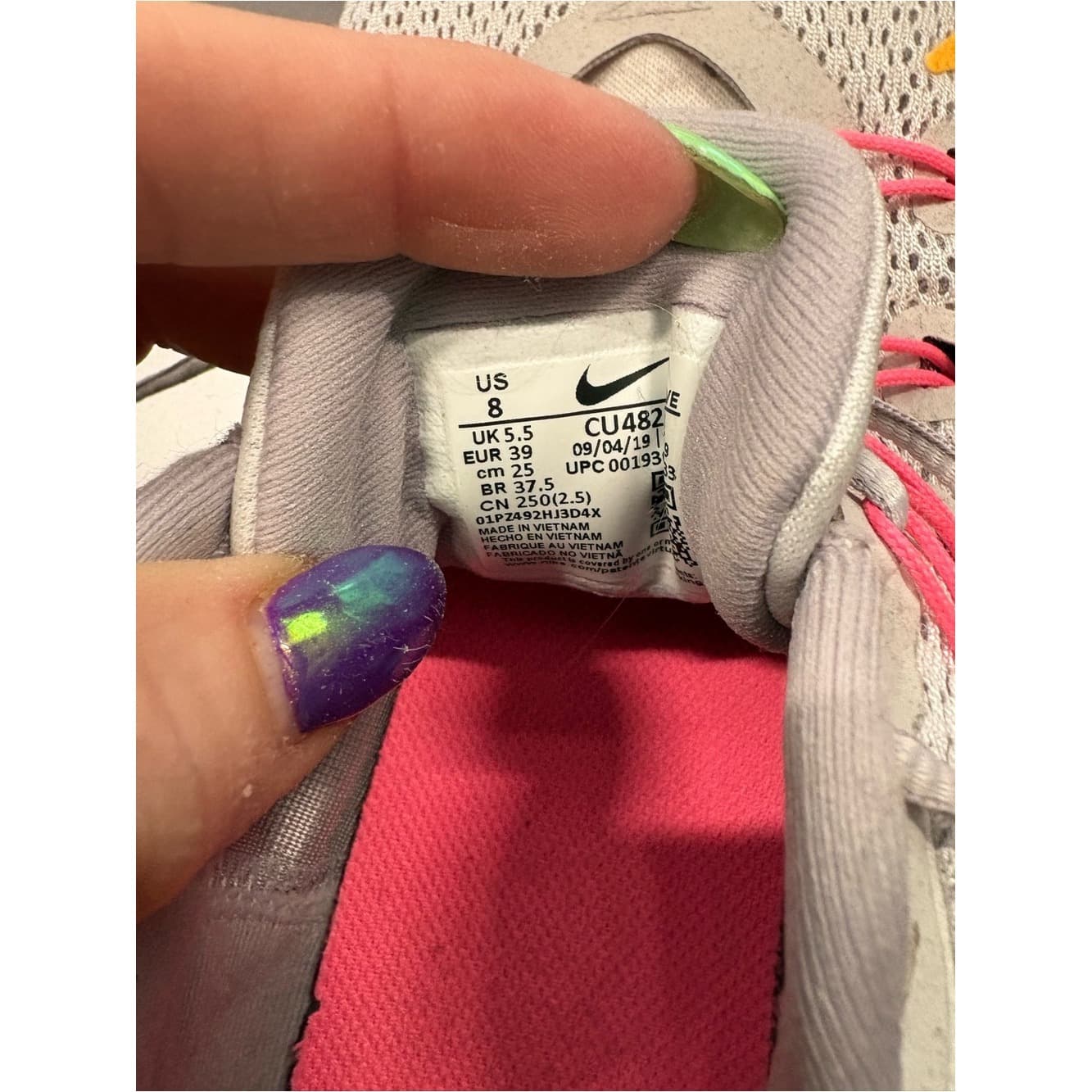 Nike Women's Light Gray Athletic Sneakers with Pink and Orange Accents - Thumbnail 3