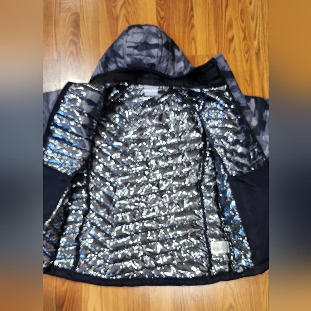 Columbia Women's Gray Black Camouflage Puffer Jacket - Thumbnail 4