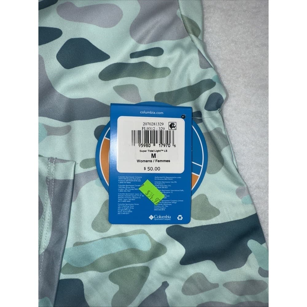 Columbia Women's Long Sleeve Camo Tee in Light Green and Gray - Thumbnail 4