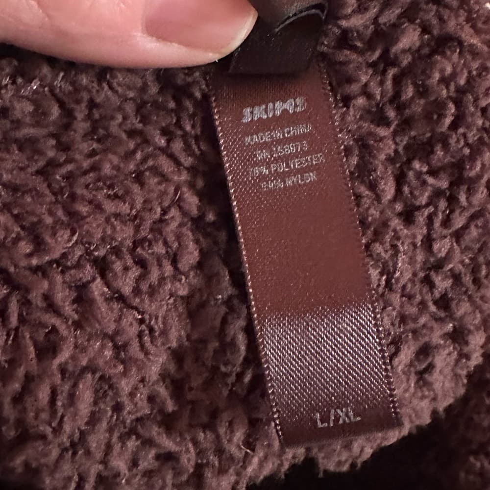 SKIMS Cozy Teddy Shorts in Chocolate Brown - Thumbnail 4