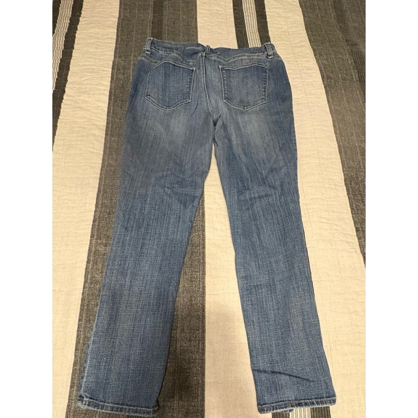 Chico's so slimming girlfriend slim leg ankle jeans - Image 1