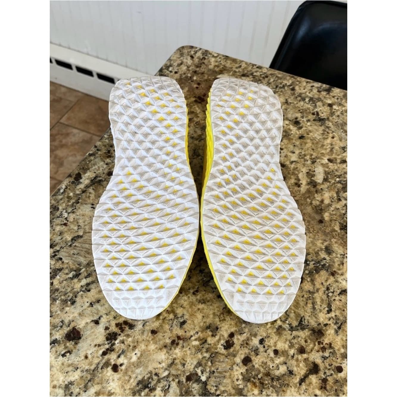 NOBULL Yellow Runner Sneakers - Thumbnail 3