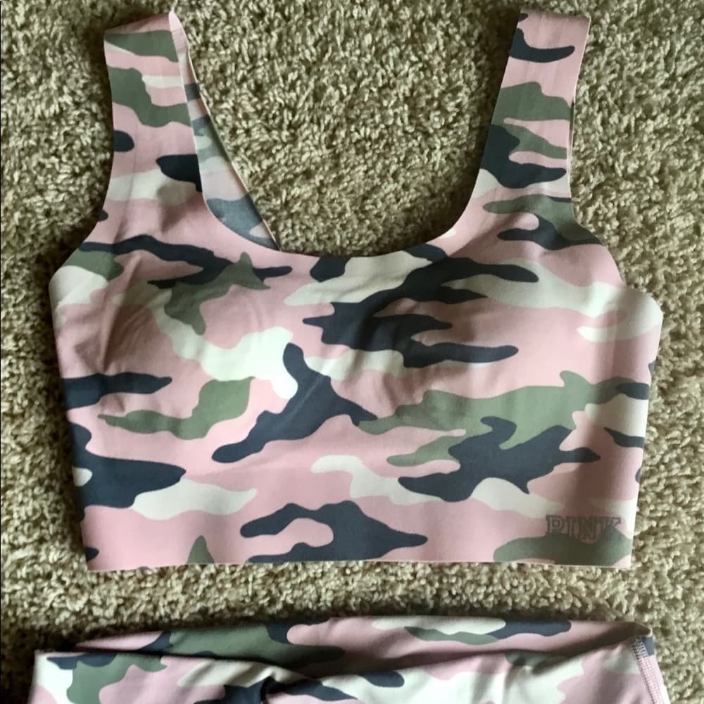 PINK Victoria's Secret Pink Camo Sports Bra & Black Leggings Set - Thumbnail 2