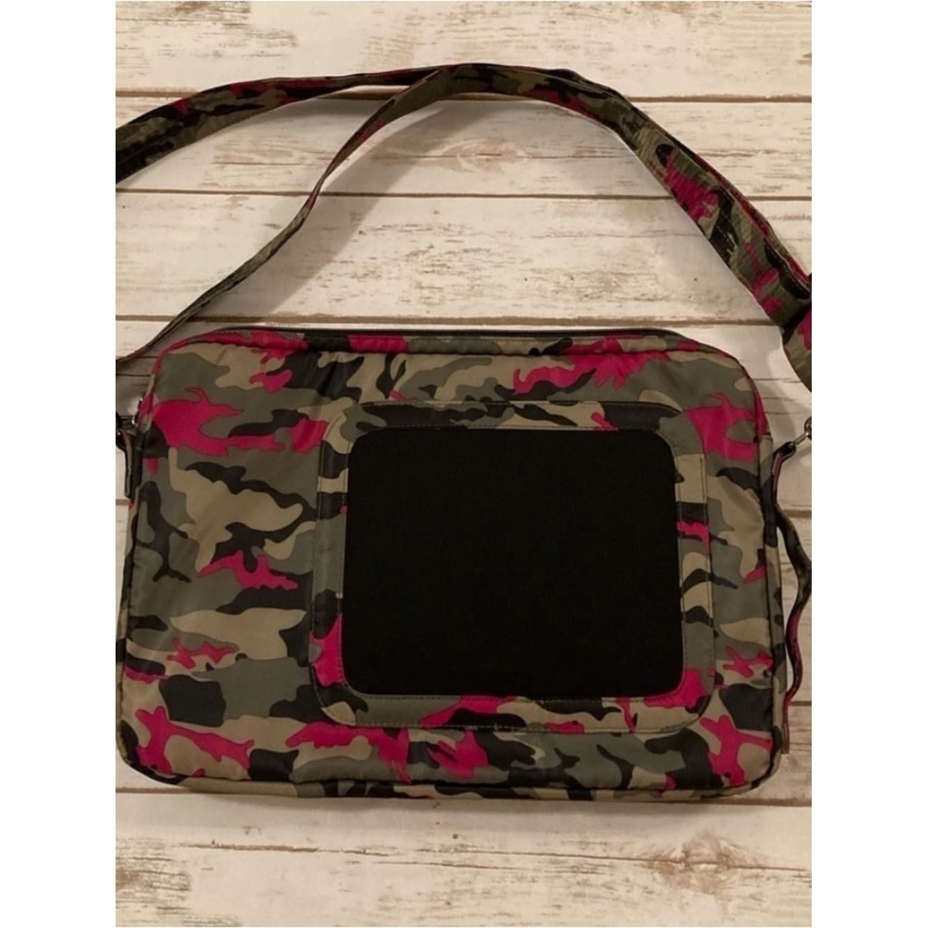 Lug Delta laptop bag in Orchid Camo - Thumbnail 4