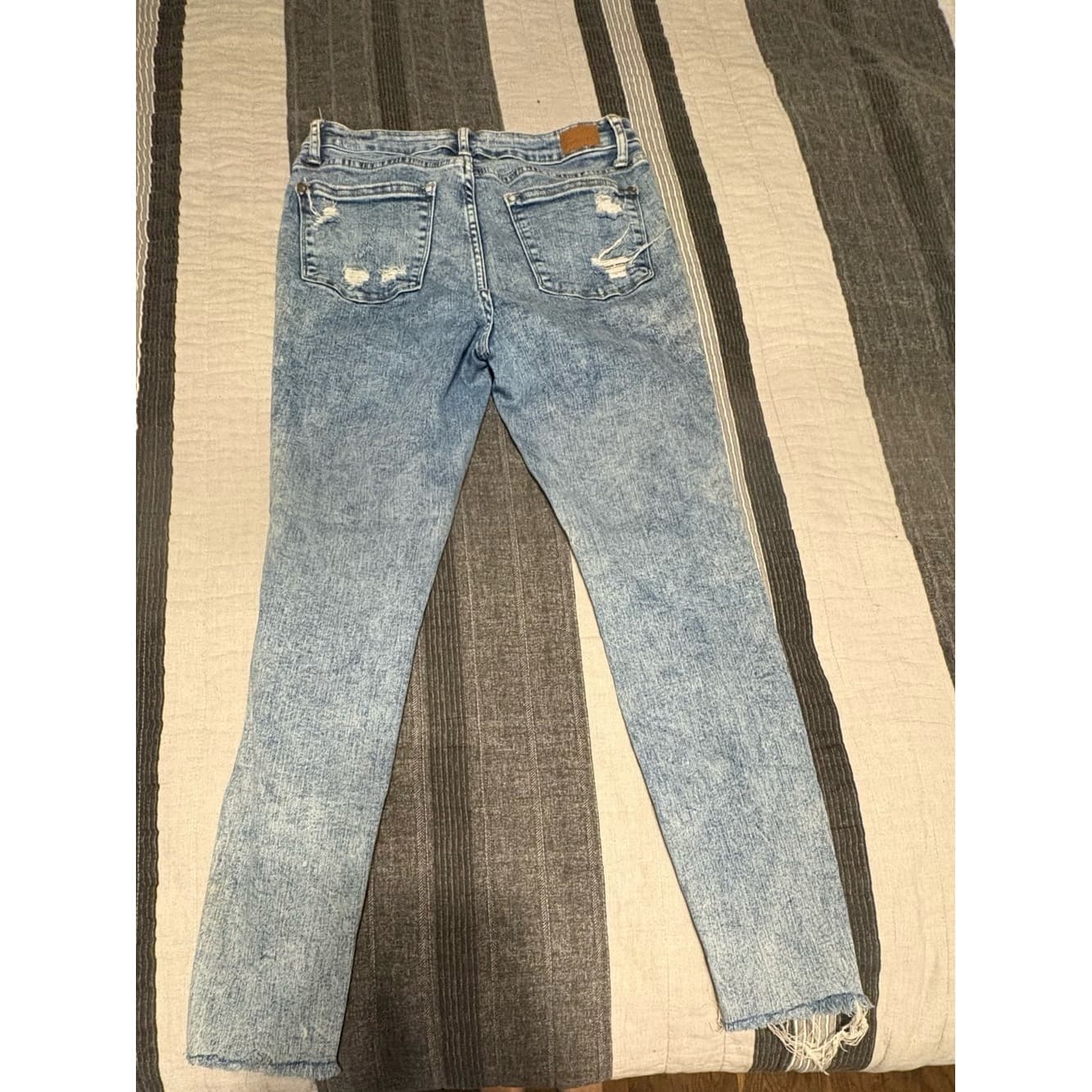 Judy Blue Los Angeles distressed skinny fit jeans - Thumbnail 2