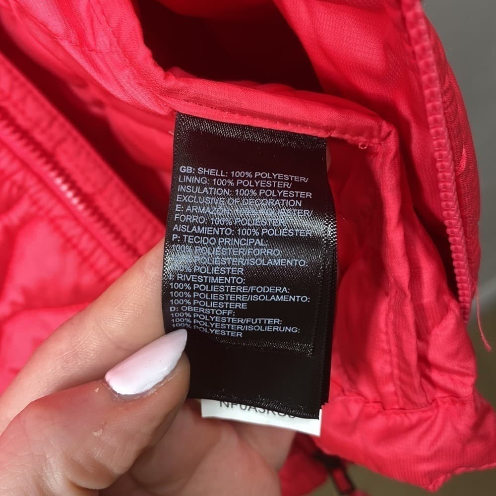 The North Face Women's Red Quilted Puffer Jacket - Thumbnail 8
