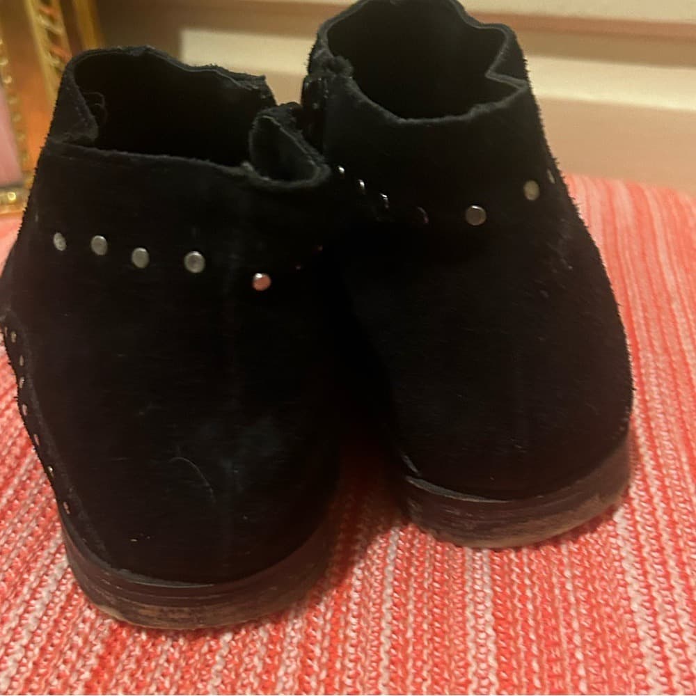 Free People Black Studded Suede Ankle Boots - Thumbnail 5