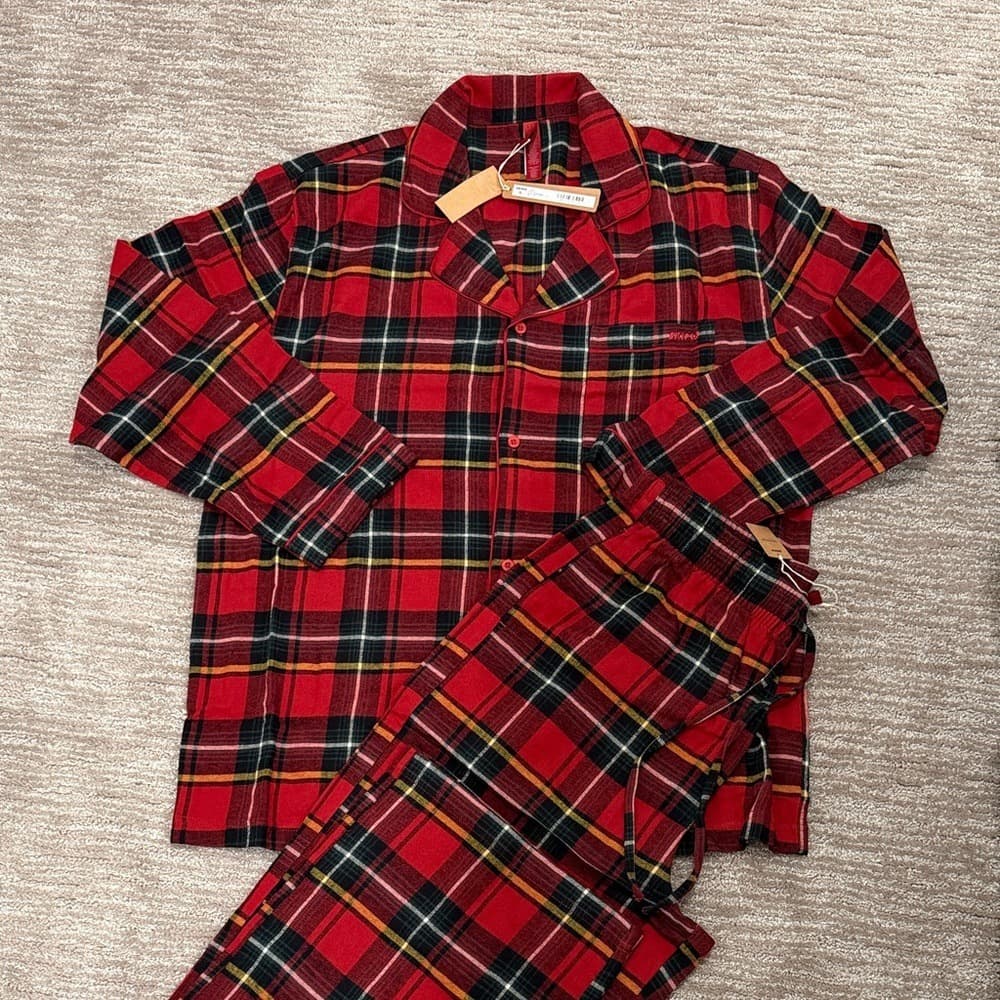 SKIMS Red Plaid Men's Two-Piece Pajama Set - Thumbnail 3