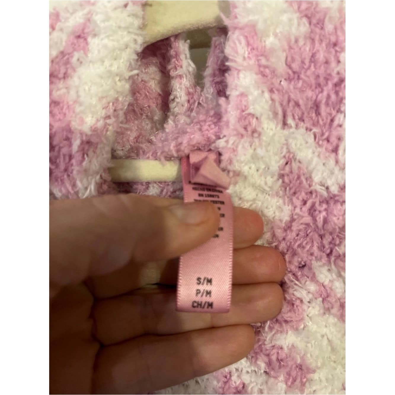 SKIMS Cozy Pink & White Houndstooth Sweater - Thumbnail 2