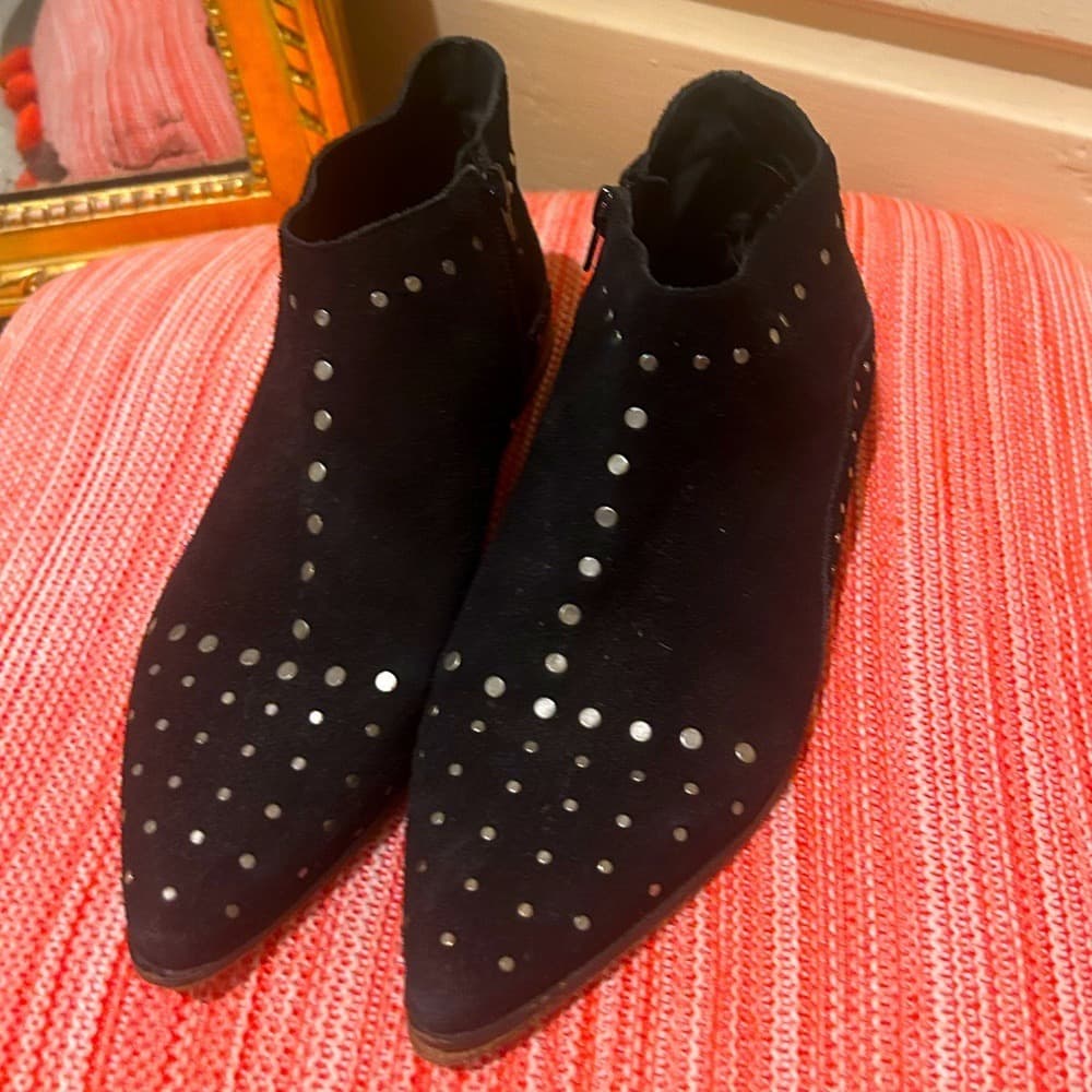 Free People Black Studded Suede Ankle Boots - Thumbnail 2