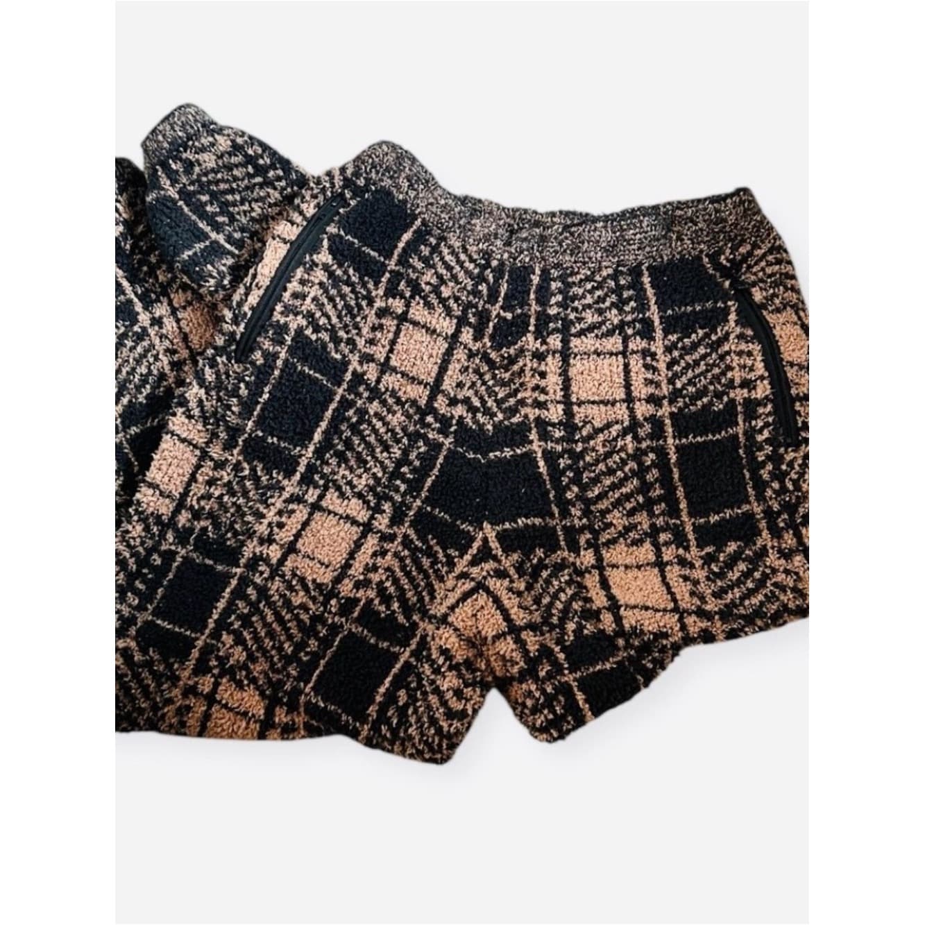 SKIMS Plaid Cozy Lounge Pants - Black & Beige - Thumbnail 3