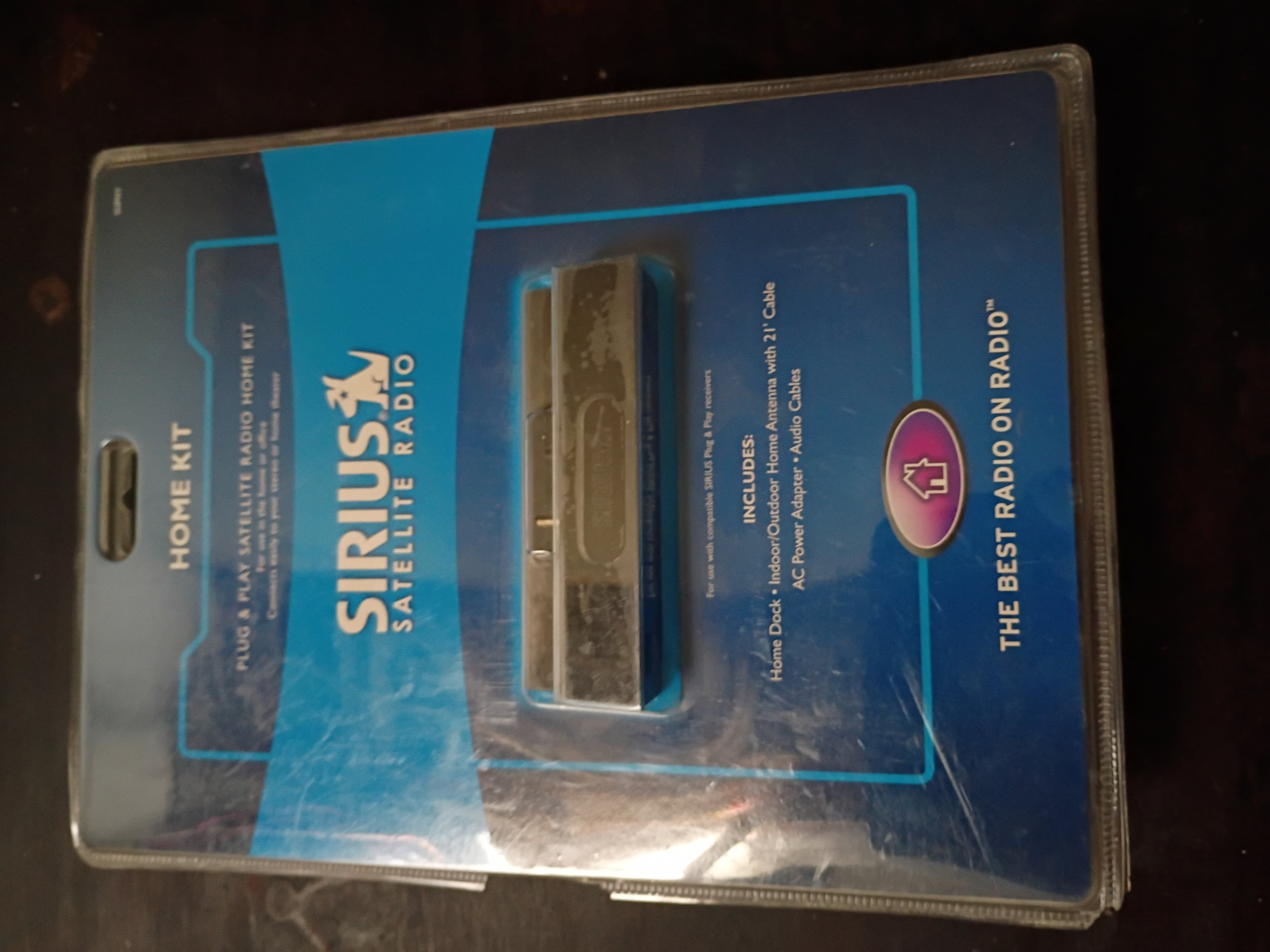 Sirius Satellite Radio Home Kit with Antenna and Cables - Image 1
