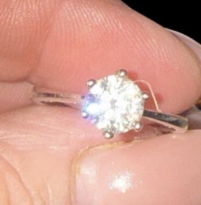 Lab Created Diamond 2ctw 14 Kt White Gold Ring New Comes W/ Box Size 7 - Thumbnail 4