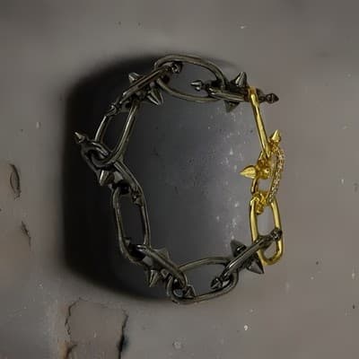 Black And Gold Chain Link Bracelet Size 7.25 Really Cute Bracelet - Thumbnail 2