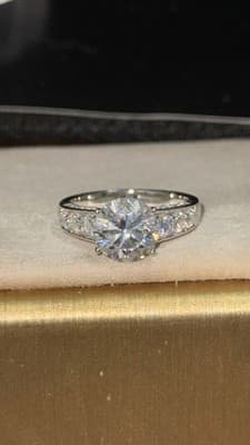 Lab created diamond ring 3ctw and ss 925 earrings - Thumbnail 2