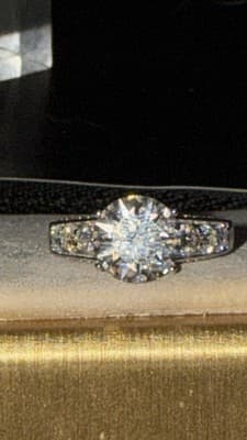 Lab created diamond ring 3ctw and ss 925 earrings - Image 1