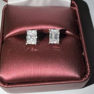 Emerald Cut Lab Created 14 Kt 2.5 Ctw Lab Created Diamond Earrings - Thumbnail 4