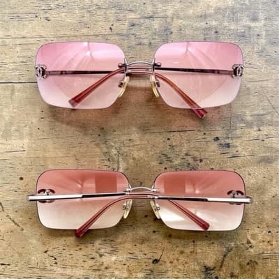 Chanel Pink Rhinestone Sunglasses 4017d Comes With Case Excellent Condition - Thumbnail 5