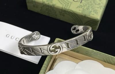 Gucci Interlocking Sterling Silver Cuff Unisex Bracelet Comes W Box - Thumbnail 2