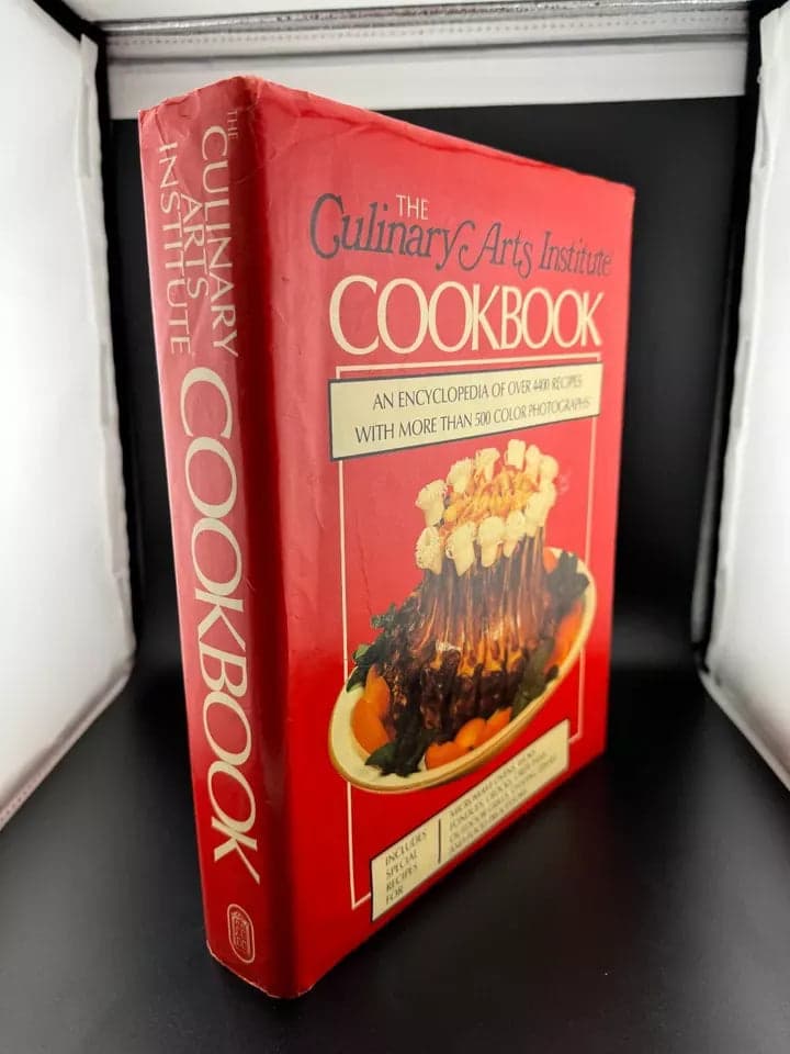 The Culinary Arts Institute Cookbook - 1985 - Thumbnail 2