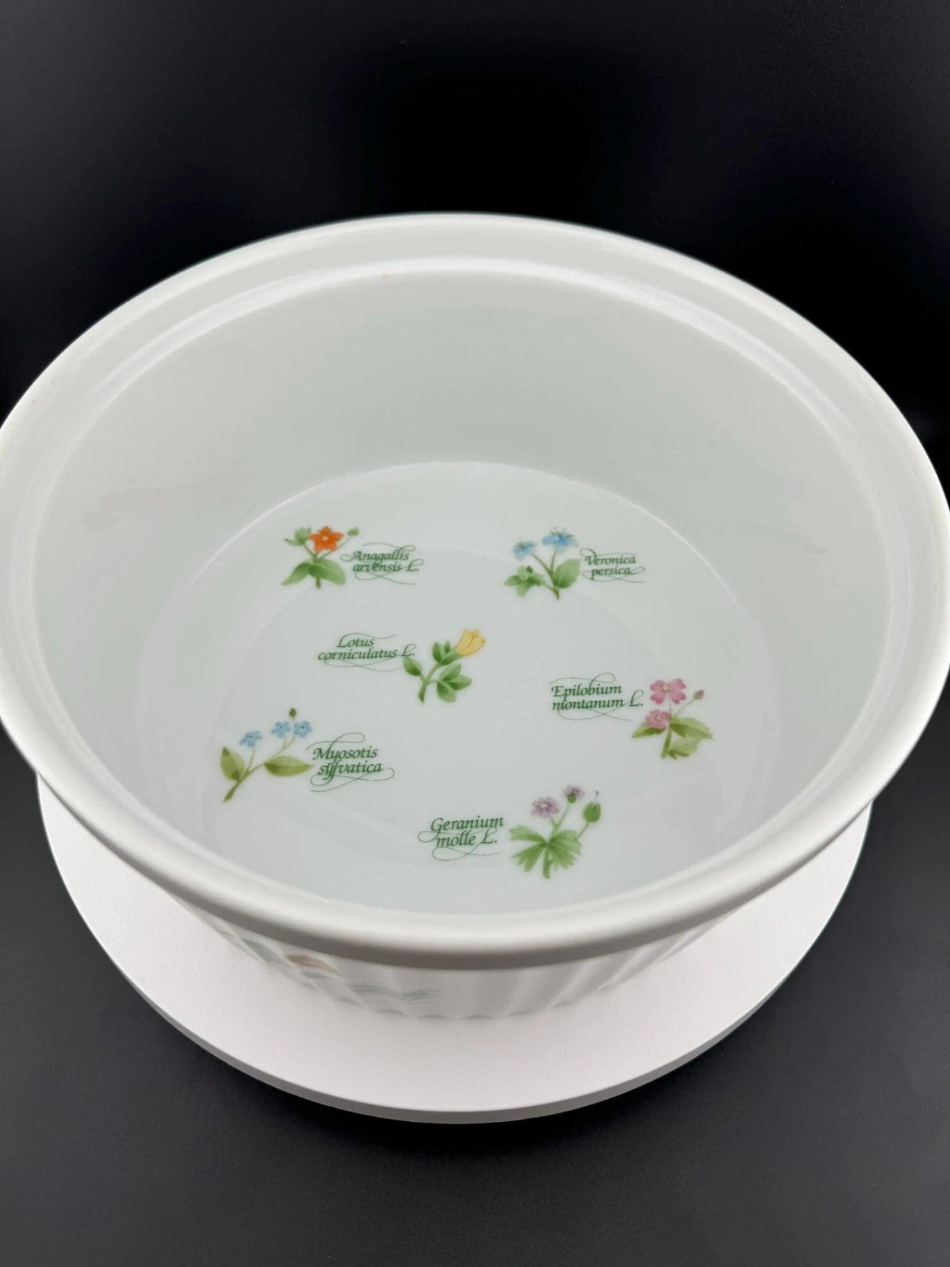 Vintage Anchor Hocking Floret Souffle Dish - Image 1