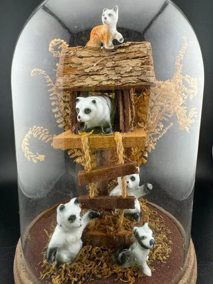 Vintage Kitschy Ceramic Animals Diorama - Thumbnail 9