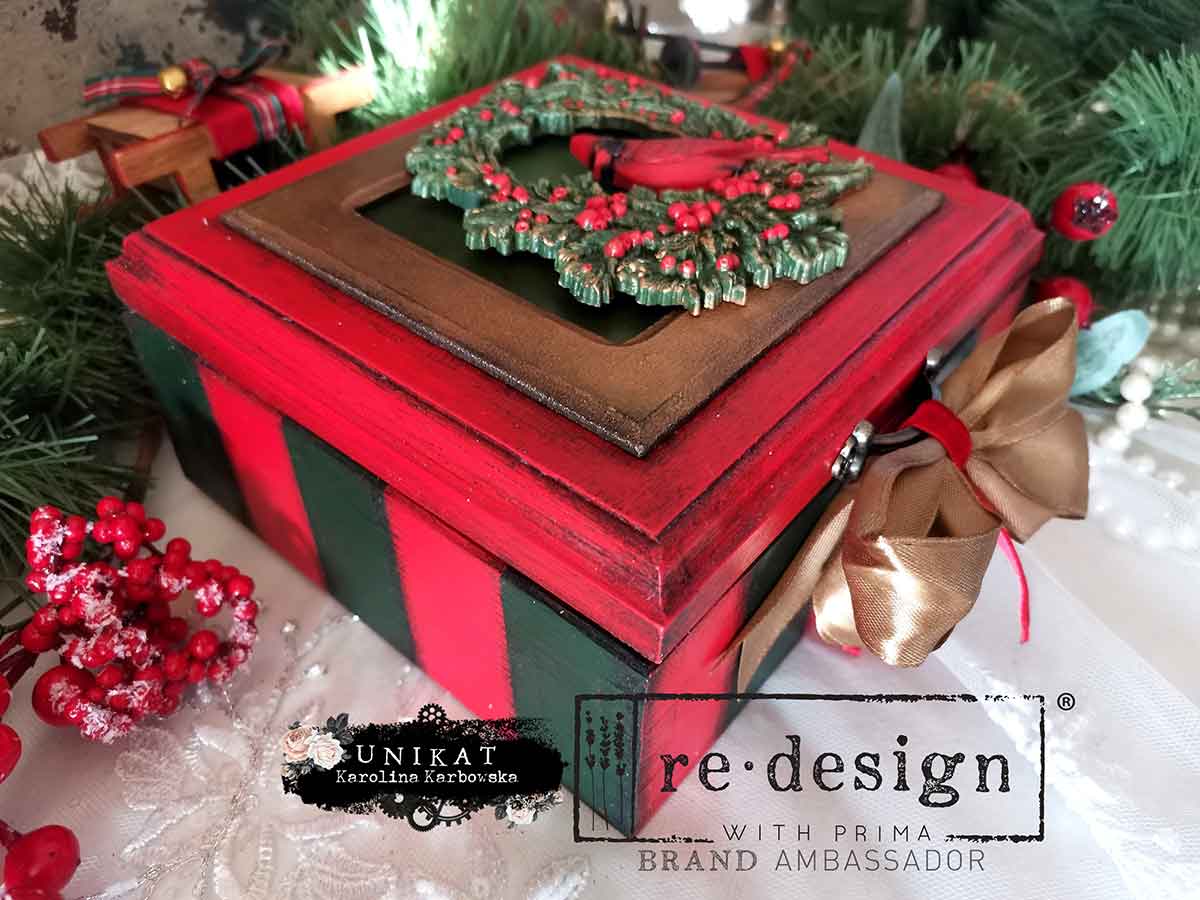 Decor Moulds® - Cardinal Cheer - Thumbnail 6