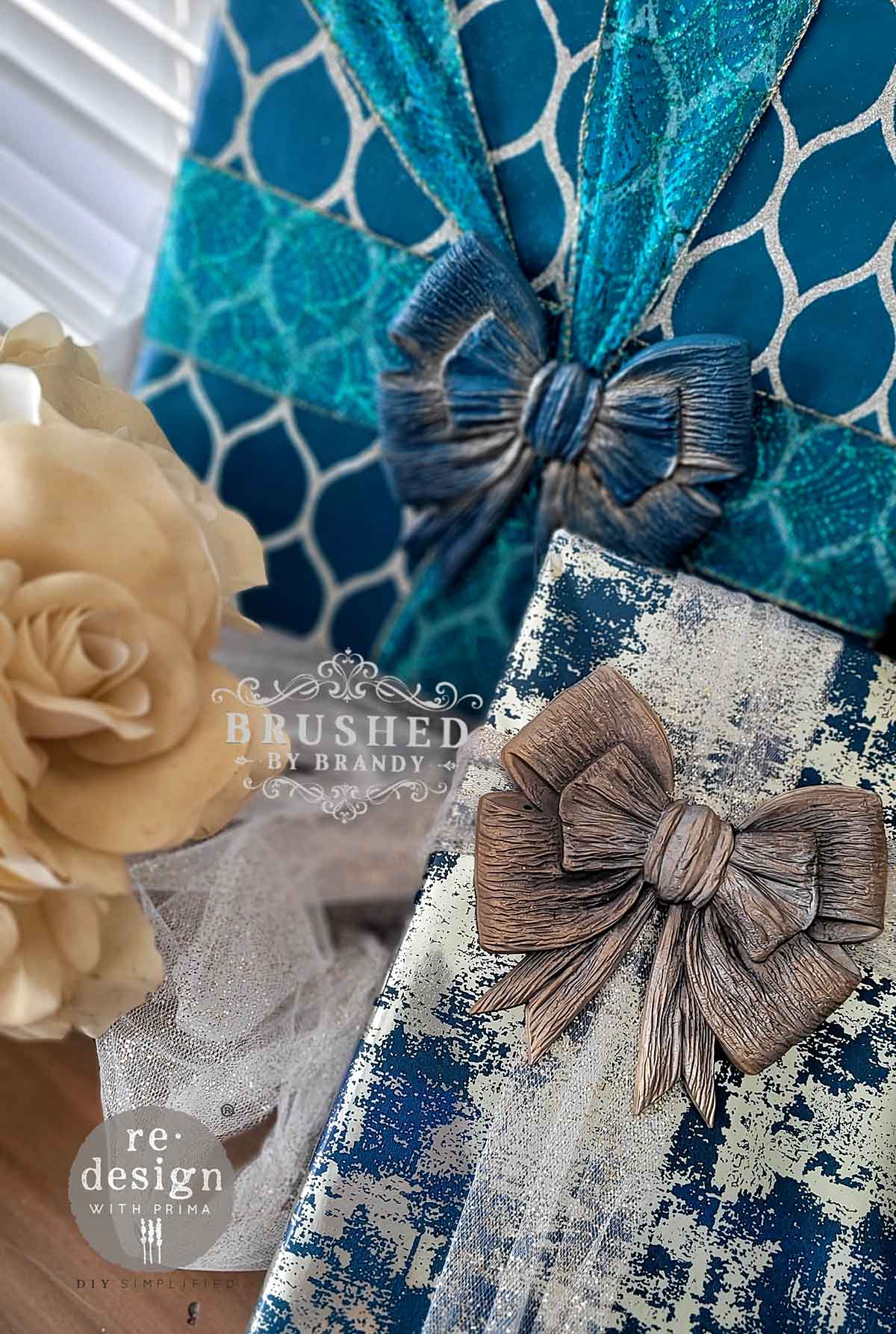 Decor Moulds® Kacha - Vintage Opulence Bow - Thumbnail 2