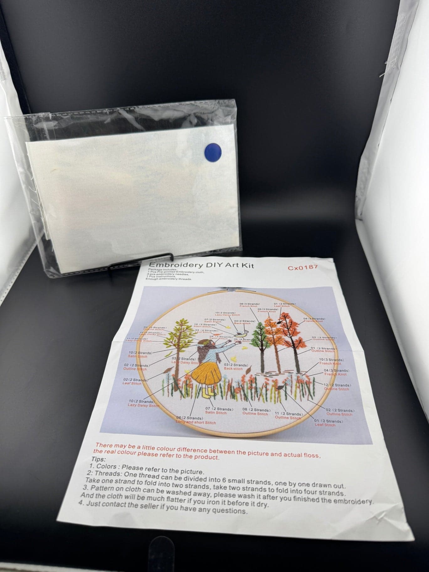 New Little Girl with Bird Embroidery Kit - Cx0187 - Thumbnail 2