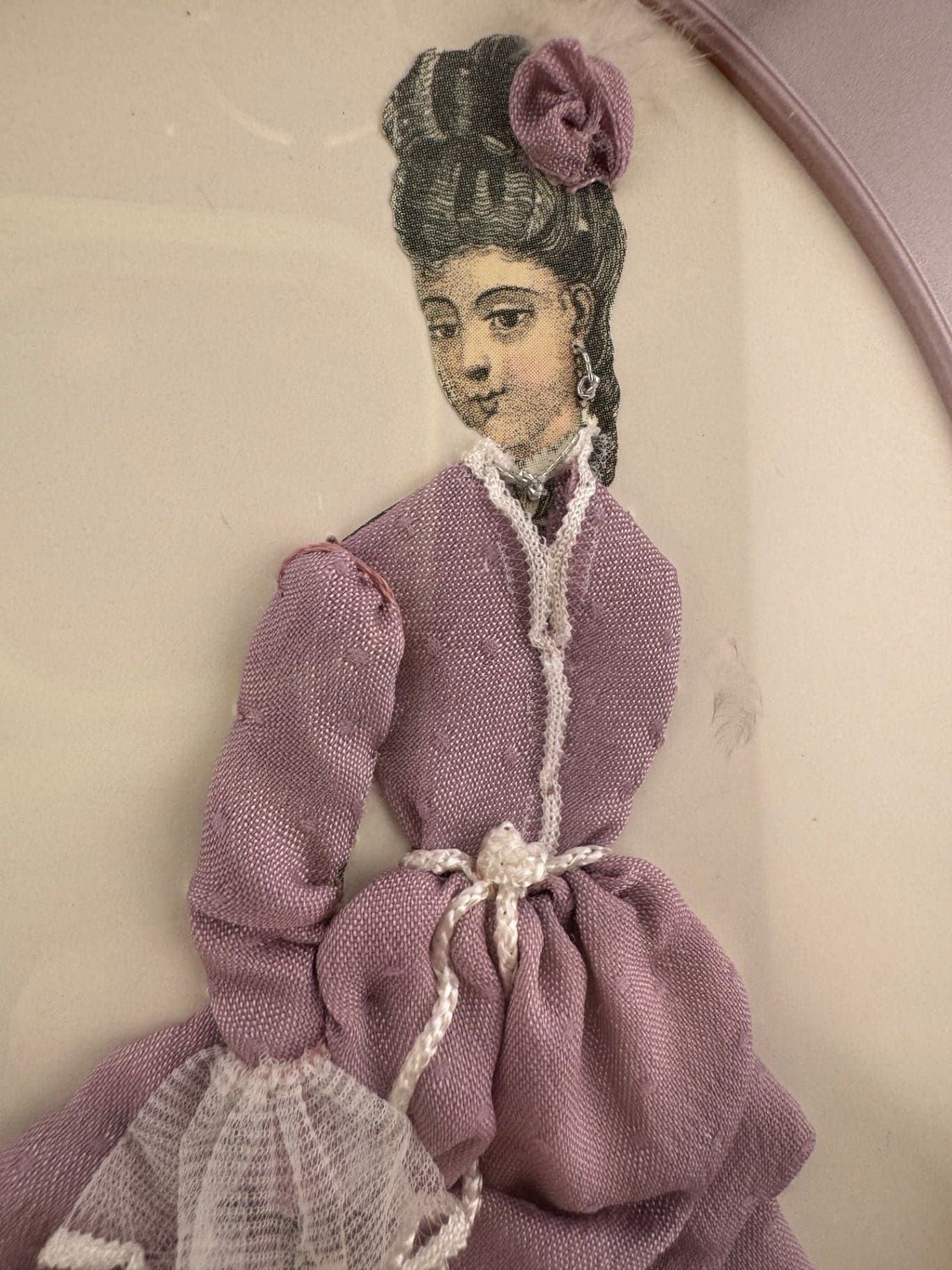 Victorian Woman Diorama - Lavender - Thumbnail 6