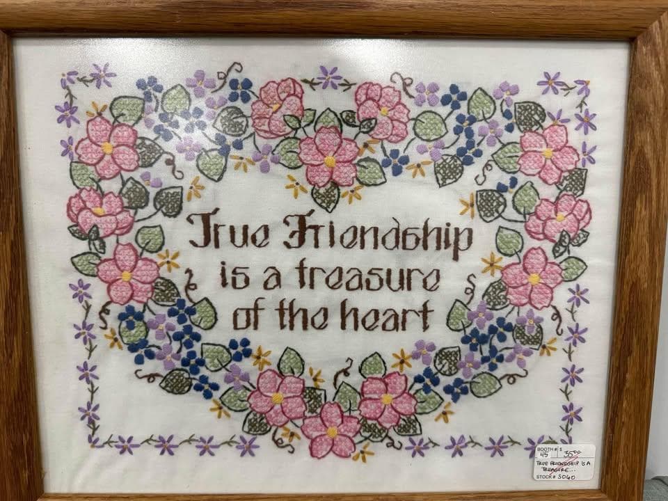 True Friendship Embroidery - Thumbnail 2