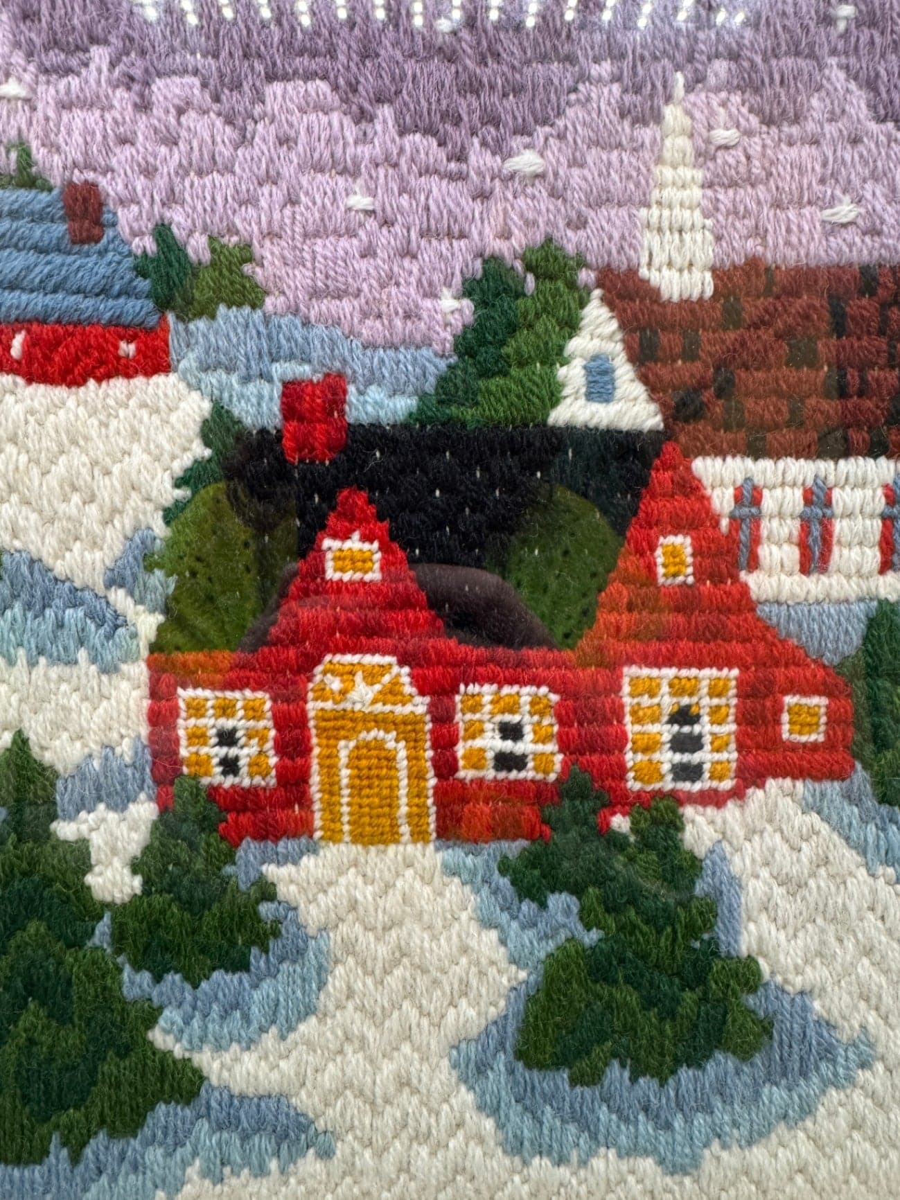 Winter Village Crewel - Thumbnail 4