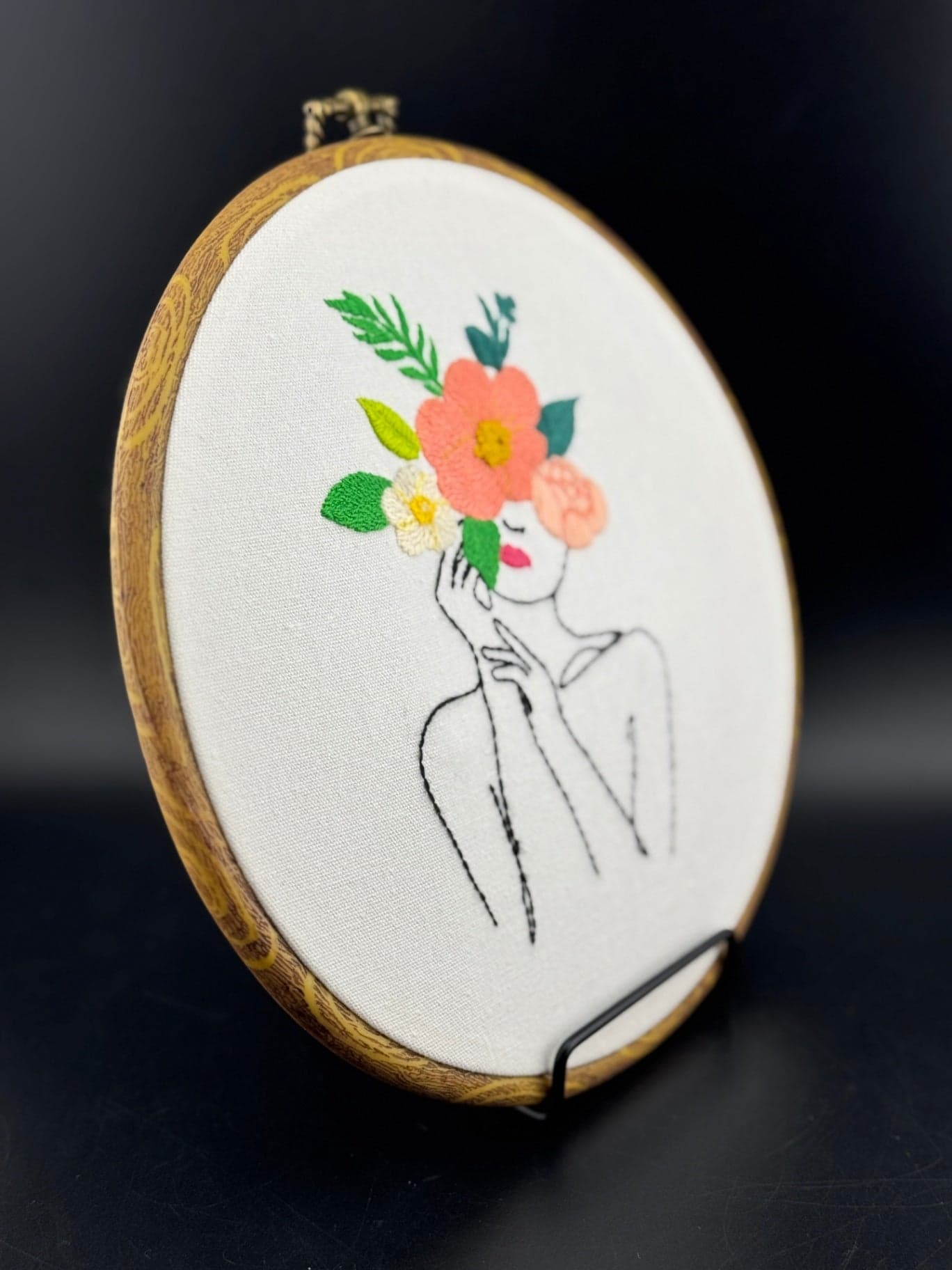 Handmade Embroidery Art - Thumbnail 3