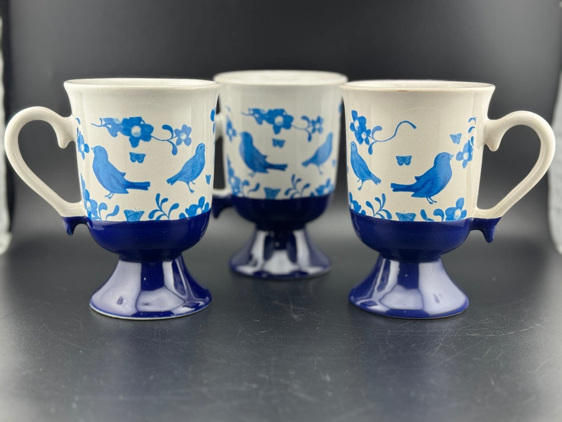 Set of 3 Pedestal Blue Bird Mugs - Thumbnail 3