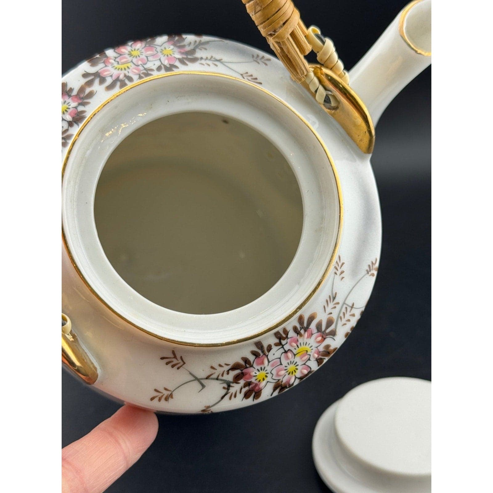 Japanese Cherry Blossom Teapot - Thumbnail 7