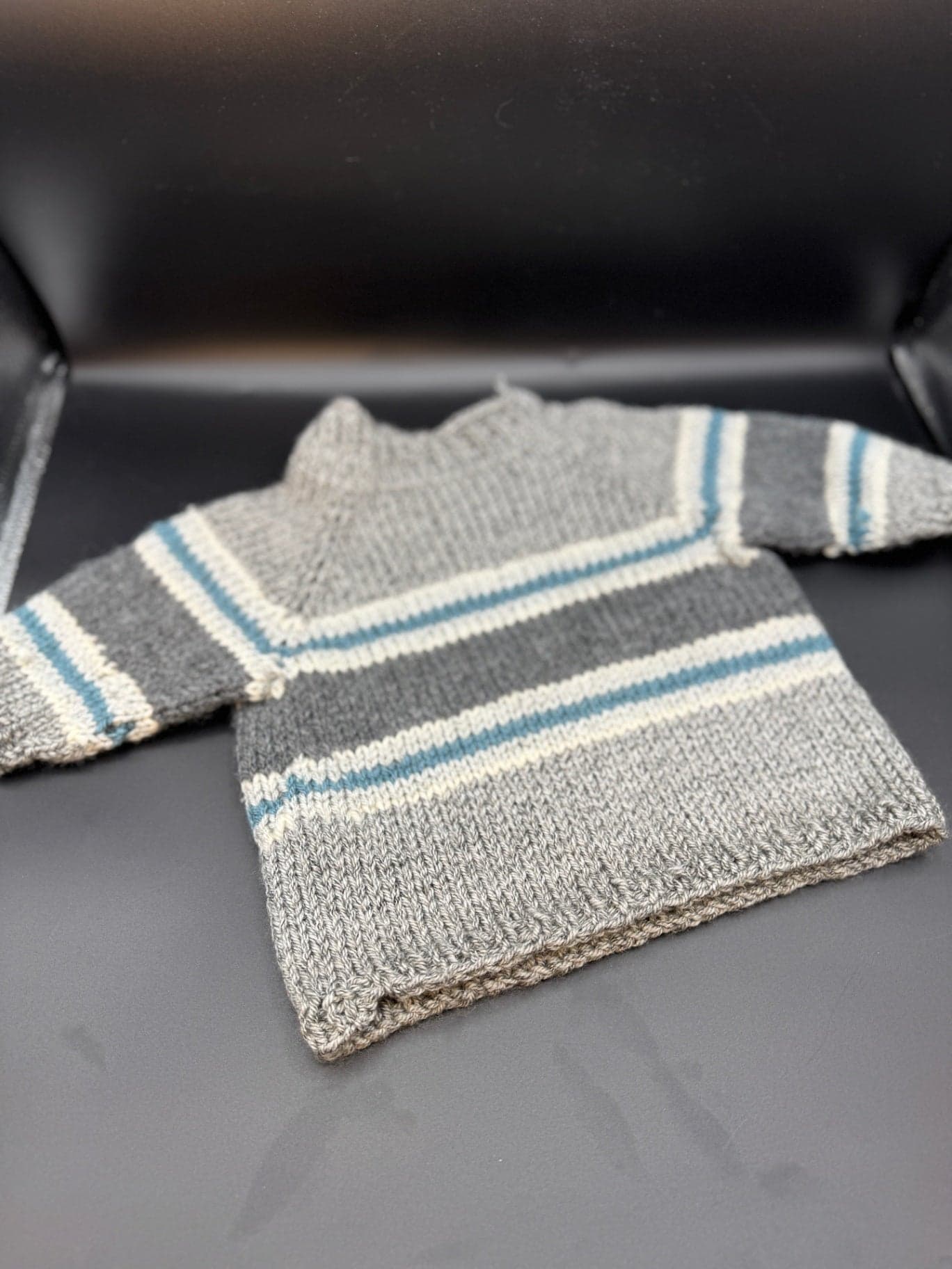 Handmade Gray & Blue Baby Sweater - Thumbnail 6