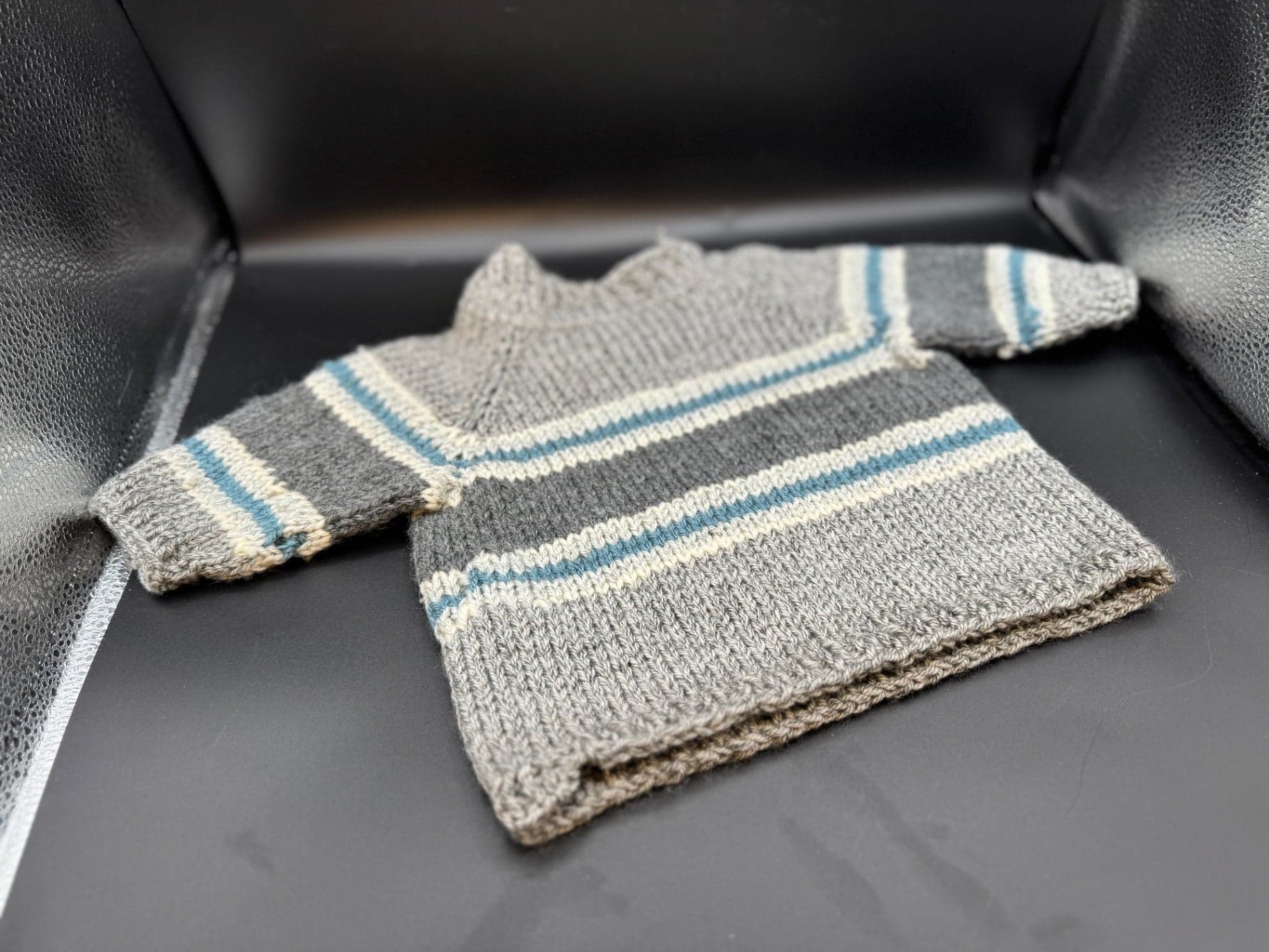 Handmade Gray & Blue Baby Sweater - Thumbnail 5