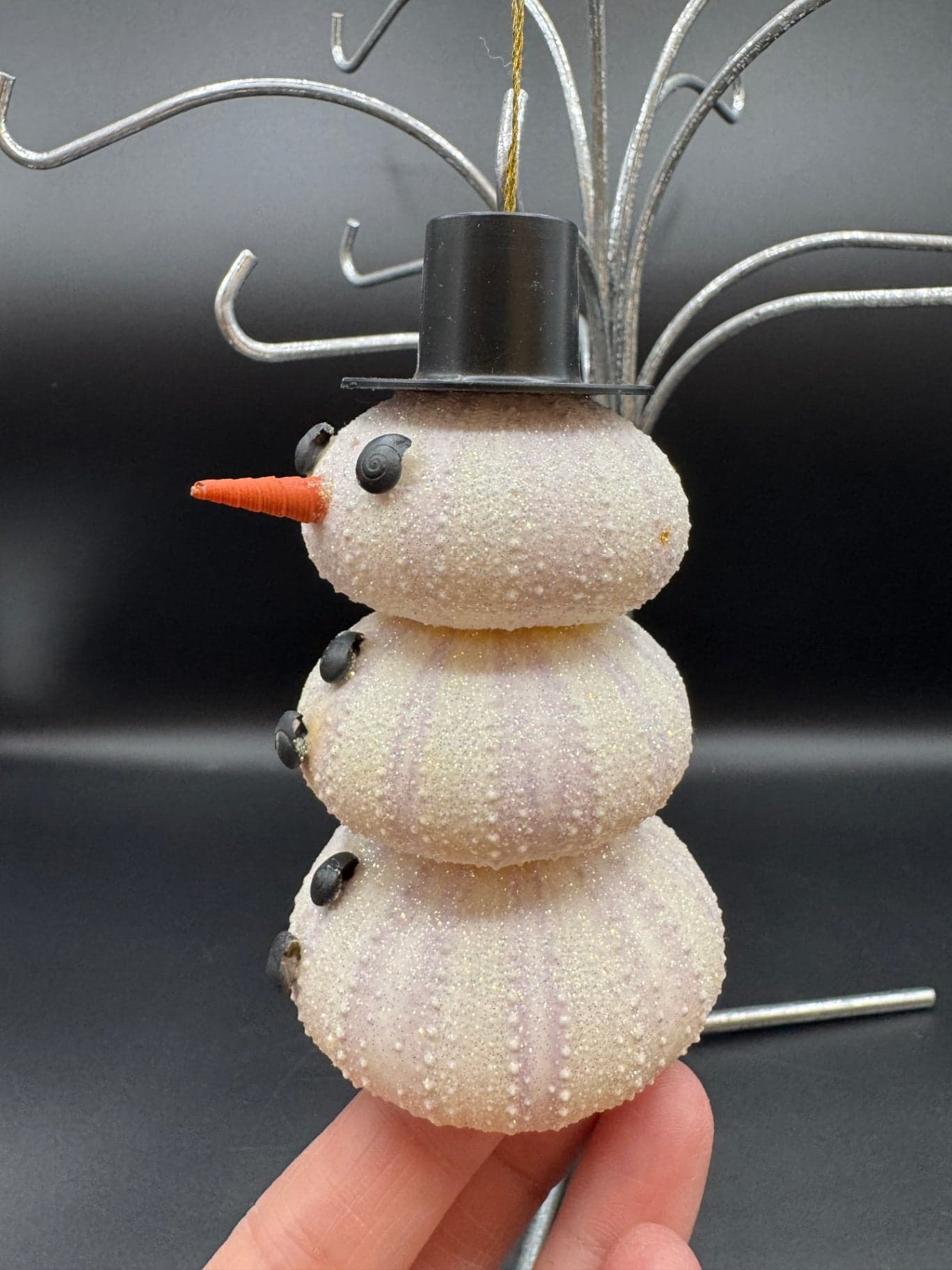 Stacked Sea Urchin Snowman Ornament - Thumbnail 3