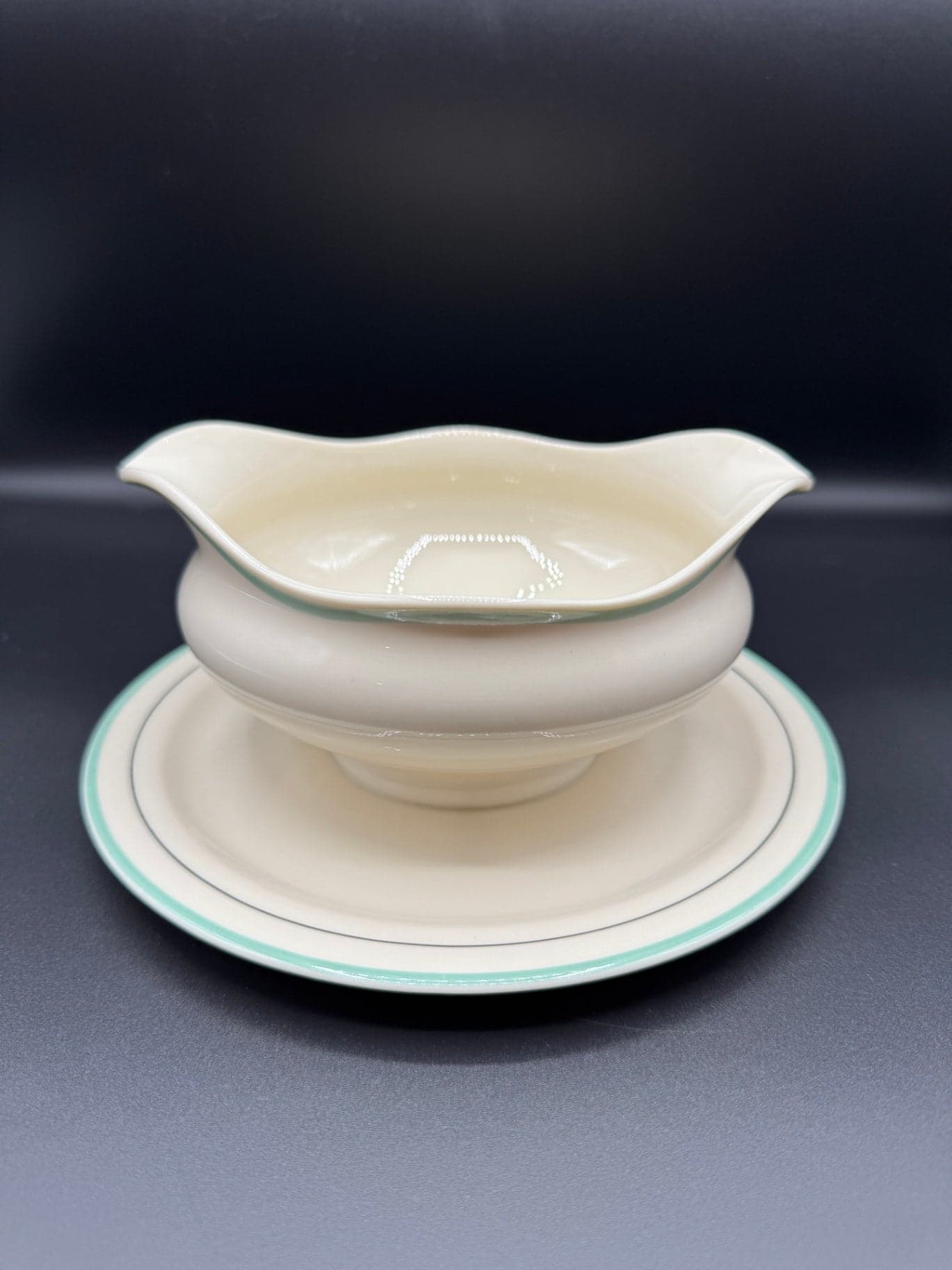 VTG Syracuse China Gravy Boat - Thumbnail 3